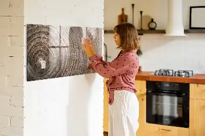 Magnetická popisovacia tabuľa v tvare kmeňa stromu