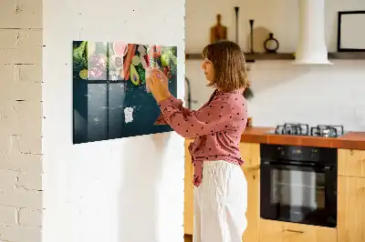 Magnetická popisovateľná tabuľa so vzorom zeleniny na stole