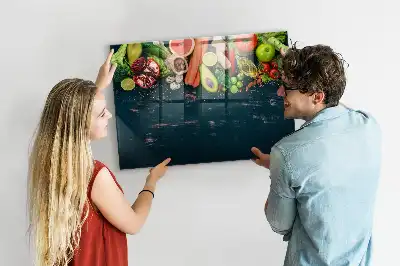 Magnetická popisovateľná tabuľa so vzorom zeleniny na stole