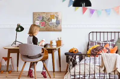 Magnetická popisovacia tabuľa v tvare mapy sveta