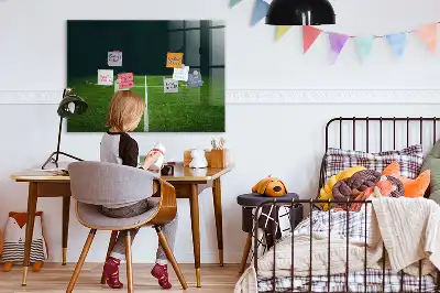 Magnetická popisovateľná tabuľa s motívom futbalového ihriska