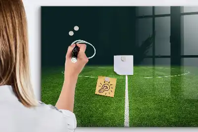 Magnetická popisovateľná tabuľa s motívom futbalového ihriska