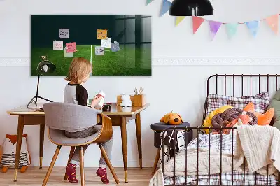 Magnetická popisovateľná tabuľa s motívom futbalového ihriska