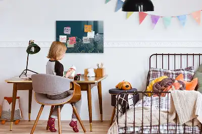 Magnetická popisovacia tabuľa s motívom náčrtu hôr