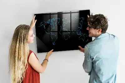 Magnetická popisovateľná tabuľa s motívom obrysu mapy sveta