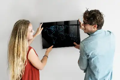 Magnetická popisovateľná tabuľa s motívom obrysu mapy sveta