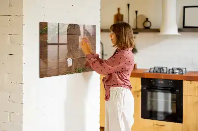 Magnetická popisovacia tabuľa v dizajne rustikálneho dreva