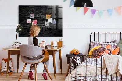Magnetická popisovateľná tabuľa s motívom tmavej tehlovej steny