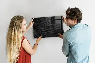 Magnetická popisovateľná tabuľa s motívom tmavej tehlovej steny