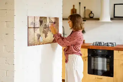 Magnetická popisovacia tabuľa s motívom starej mapy sveta
