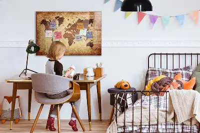 Magnetická popisovacia tabuľa s motívom starej mapy sveta