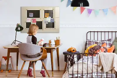 Magnetická popisovacia tabuľa s retro rámikmi