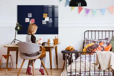 Magnetická popisovateľná tabuľa v tmavej tmavomodrej farbe