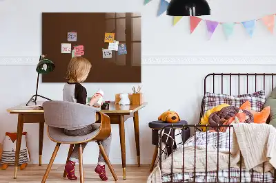 Magnetická popisovateľná tabuľa v hnedej farbe