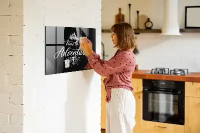 Magnetická popisovacia tabuľa s motívom dobrodružstva