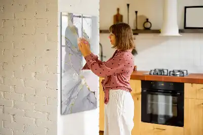Magnetická kresliaca tabuľa v dizajne dekoratívneho mramoru