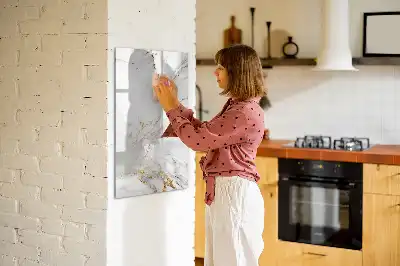Magnetická tabuľa na kreslenie v dizajne dekoratívneho mramoru