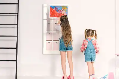 Magnetická kresliaca tabuľa na narodeninový kalendár