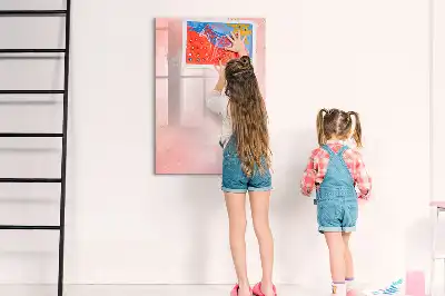 Magnetická kresliaca tabuľa vo vyhotovení ružový mramor