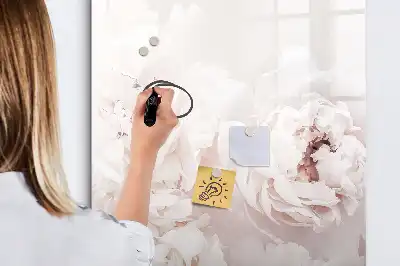 Magnetická kresliaca tabuľa v dizajne Pivonky