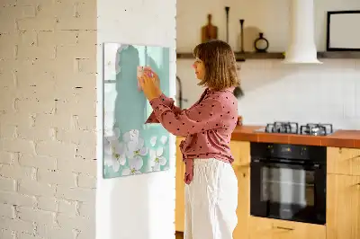 Magnetická kresliaca tabuľa v dizajne kvitnúce kvety