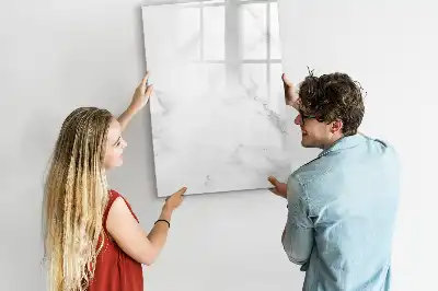 Magnetická kresliaca tabuľa v mramorovom vyhotovení