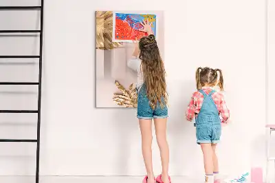 Magnetická kresliaca tabuľa v dizajne so zlatými listami