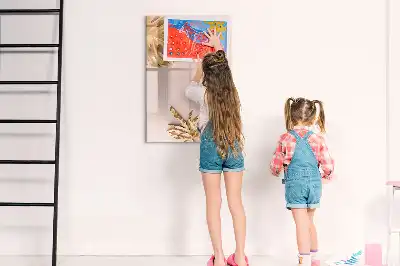 Magnetická kresliaca tabuľa v dizajne so zlatými listami