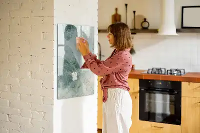 Magnetická tabuľa na kreslenie v dizajne kamenného mramoru