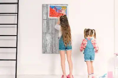 Magnetická tabuľa na kreslenie drevená