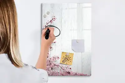 Magnetická kresliaca tabuľa s motívom kvety na dreve