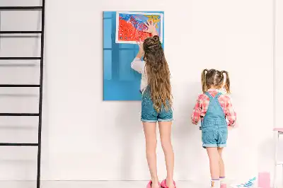 Magnetická kresliaca tabuľa v modrej farbe