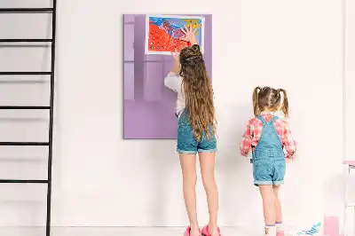Magnetická kresliaca tabuľa v lila farbe