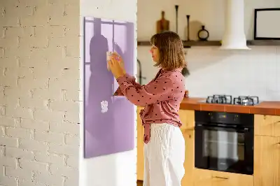 Magnetická kresliaca tabuľa v lila farbe