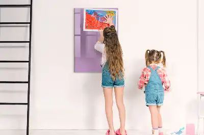Magnetická kresliaca tabuľa v lila farbe