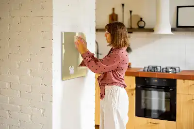 Magnetická tabuľa na kreslenie krémová