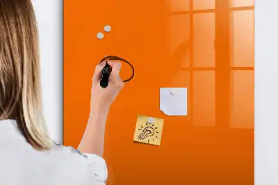 Magnetická tabuľa na kreslenie oranžové vyhotovenie