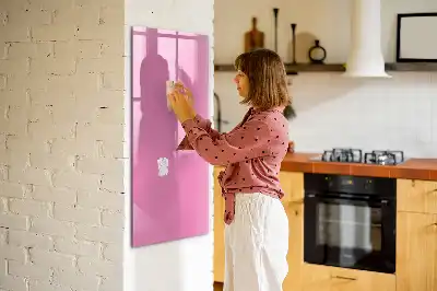 Magnetická kresliaca tabuľa v ružovej farbe