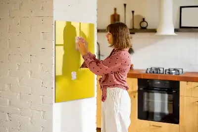 Magnetická tabuľa na kreslenie svetložltá farba