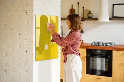 Magnetická tabuľa na kreslenie svetložltá farba