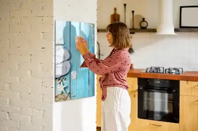 Magnetická kresliaca tabuľa v modrom vyhotovení