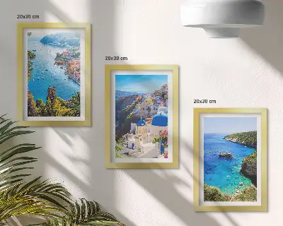 Sada obrazov do obývačky s výhľadom na grécke pobrežie a mesto Santorini Oia