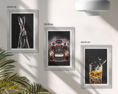 Triptych v ráme Ženské nohy s ružou, starým autom a pohárom whisky