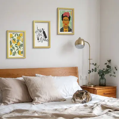 Portrét Fridy Kahlo z citrónovej fľaše vína triptych v ráme