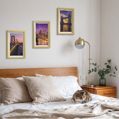 Triptych v ráme Mosty a mestské scenérie pri západe slnka