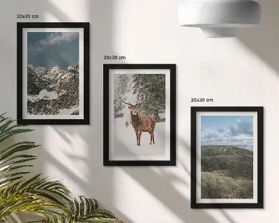 Triptych v ráme hory so snehom, jelene v lese a krajinky