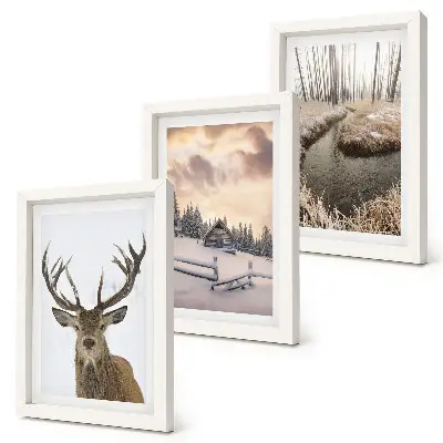 Zimná krajina s jeleňou búdou a potokom triptych v ráme