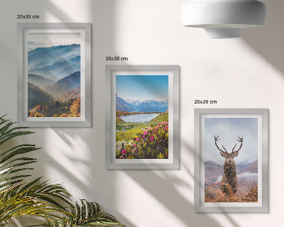 Triptych v ráme Horská krajina s jazerom a jeleňmi v prírode