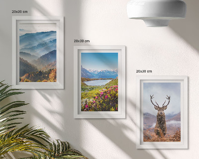 Triptych v ráme Horská krajina s jazerom a jeleňmi v prírode