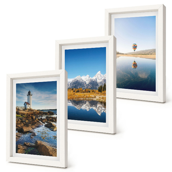 Triptych v ráme Výhľady na prírodu s majákom, horami, jazerom a balónom